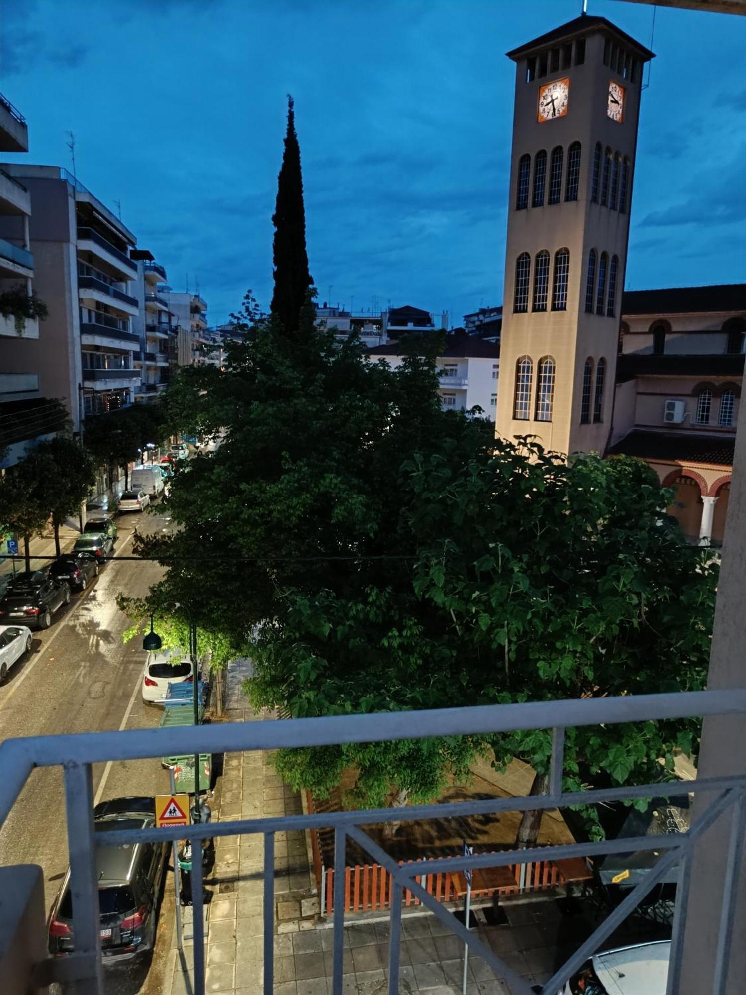 Gk Suites-Constantin View , Auto Check-In 24H Larissa Room photo